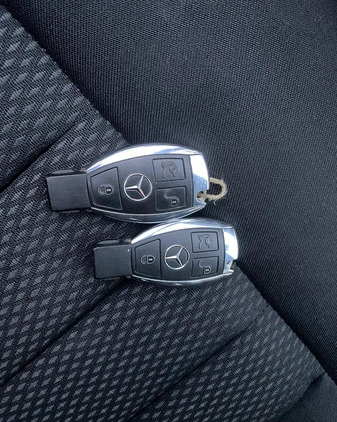 Mercedes-Benz Klasa E cena 46900 przebieg: 132000, rok produkcji 2010 z Turek małe 137